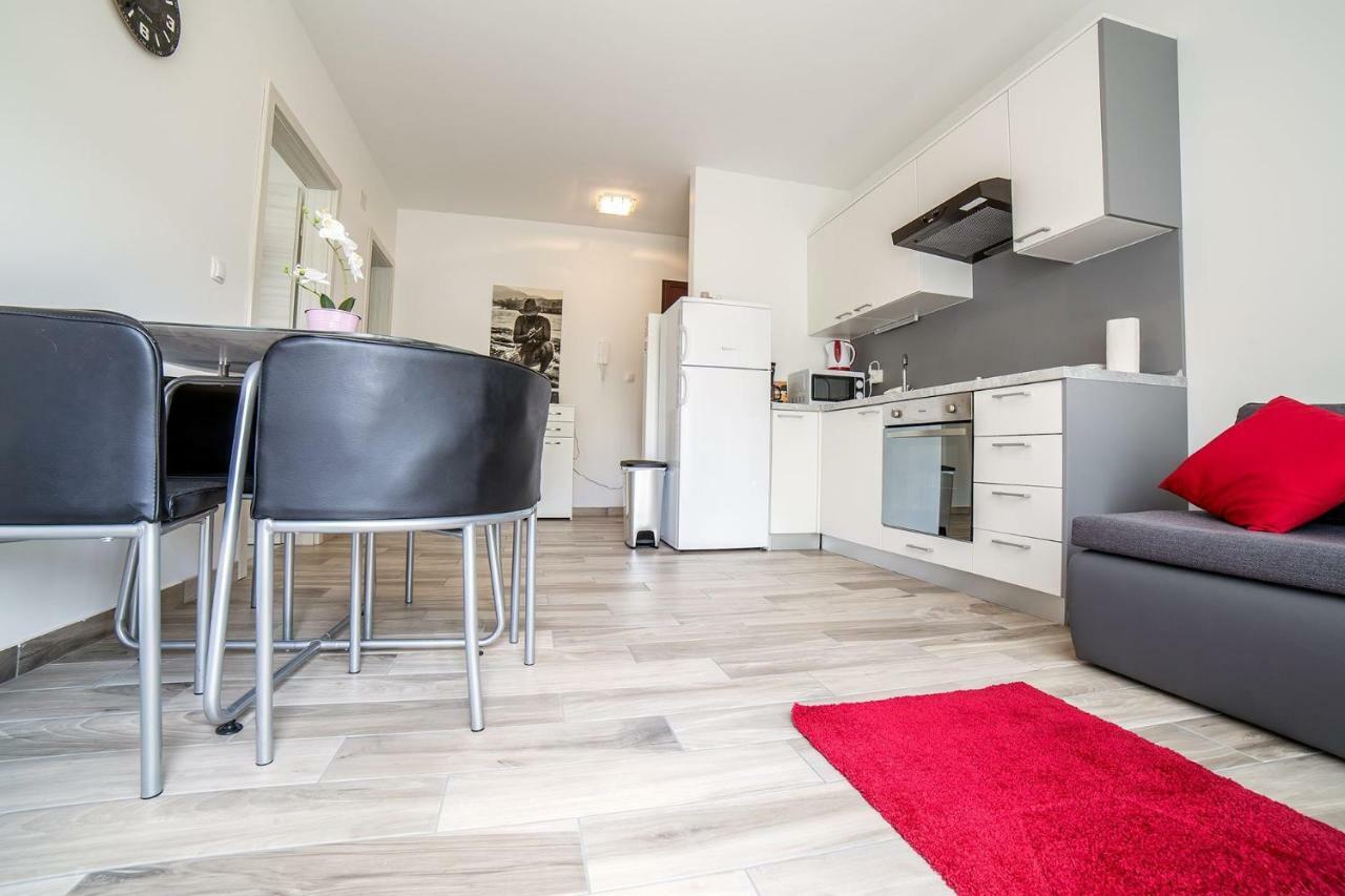 Studio Apartman Nina Daire Rijeka Dış mekan fotoğraf